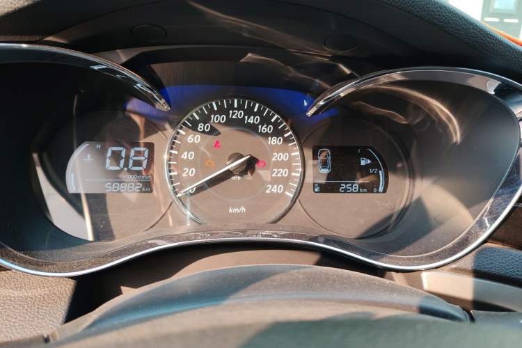 Used Venucia D60 2019 100 000 Glory 1.6L Entry Manual ChenShang Edition China VI
