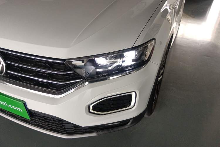 Used Volkswagen T-ROC 2021 280TSI DSG Two-Wheel Drive Comfort Connect Edition