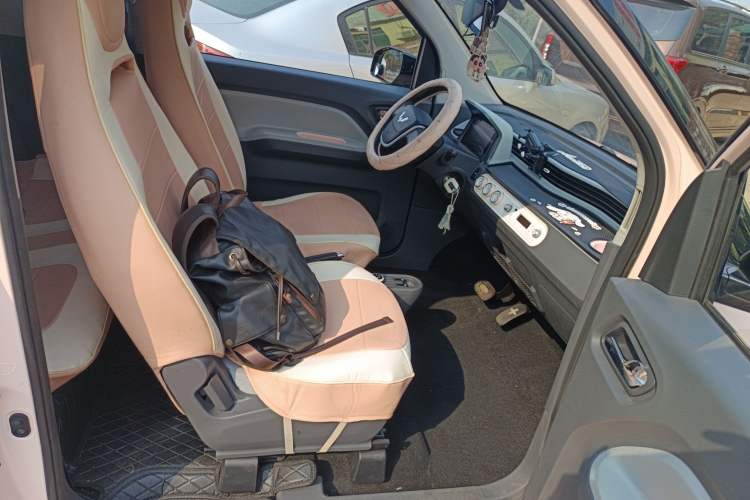 Used Wuling Hongguang MINIEV 2022 Macaron Fashion Model Lithium Iron Phosphate