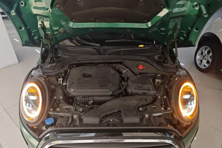 Used  MINI 2022 Updated 1.5T COOPER Classic Edition Five-Door Version
