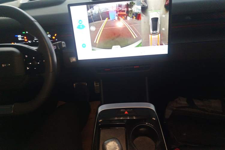 Used JETOUR Dashing i-DM 2022 1.5T DHT Lightning 02
