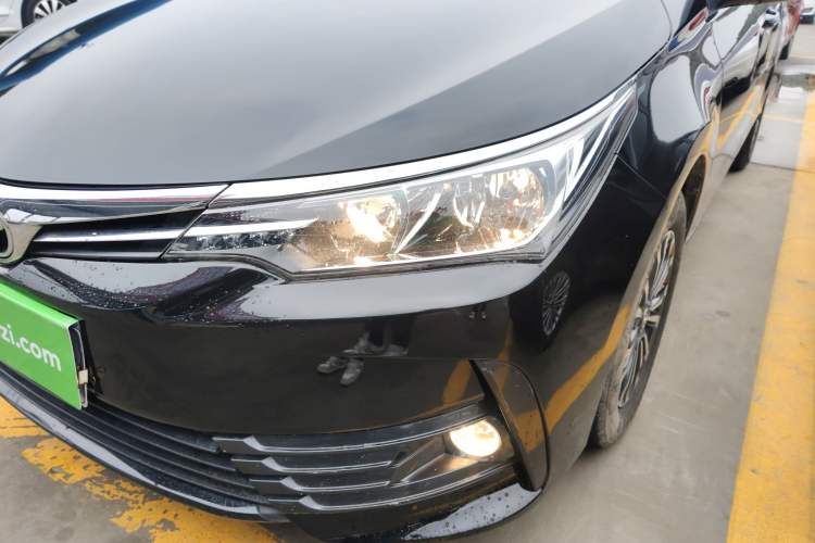 Used Toyota Corolla 2017 Revised Version 1.2T S-CVT GL