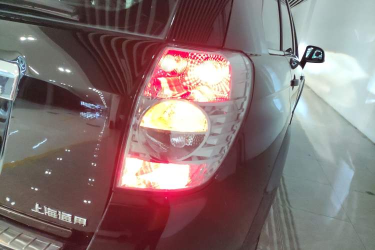 Used Chevrolet Captiva 2014 2.4L Two-Wheel Drive Urban Version 7 Seats
