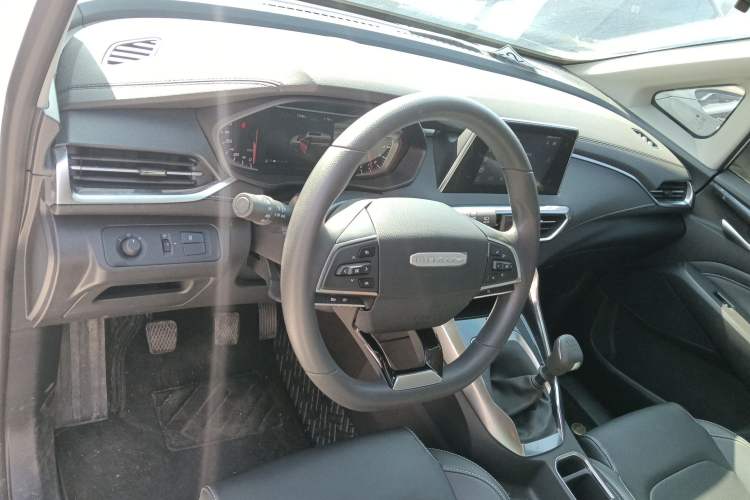 Used SAIC MAXUS G50 2022 1.5T Manual Comfort B
