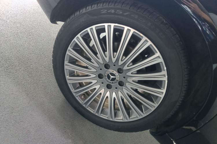 Used Mercedes-Benz E-Class 2023 Updated E 300 L Fashion Edition
