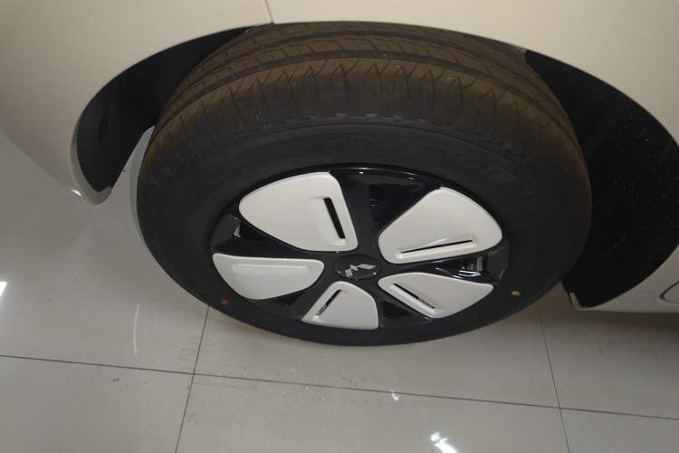 Used Wuling Hongguang MINIEV 2025 Four-Door Version Advanced Edition
