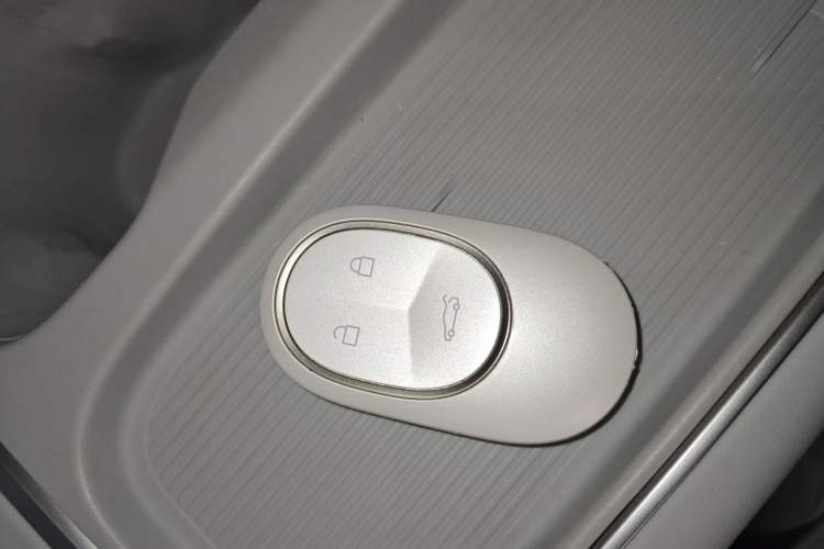 Used Nio ES6 2023 75 kWh
