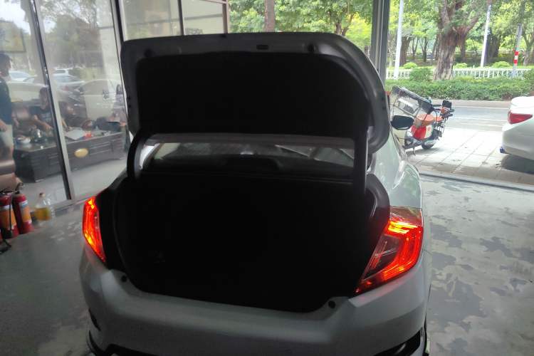 Used Honda Civic 2016 220TURBO CVT Prestige Edition