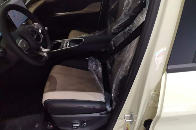 Used BYD Dolphin 2025 420km Free Edition
