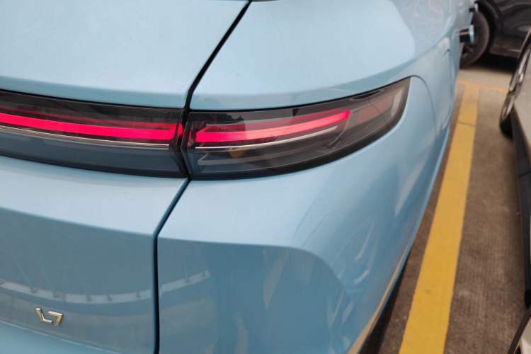 Used Li Auto L7 2024 Pro Model
