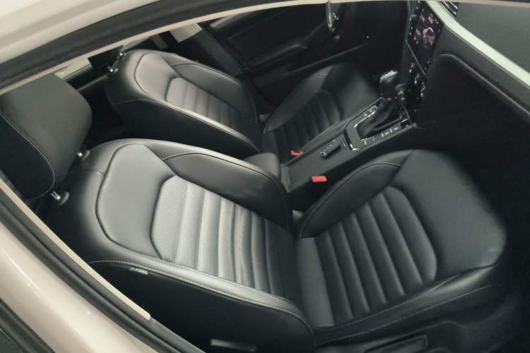 Used Volkswagen Lamando 2019 280TSI DSG Comfort Edition China VI standard
