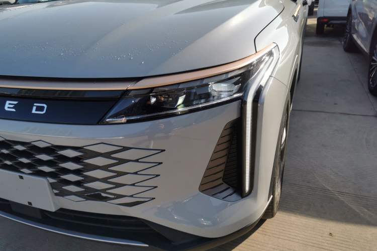 Used  Stellar 2023 400T Two-Wheel Drive Comfort Edition
