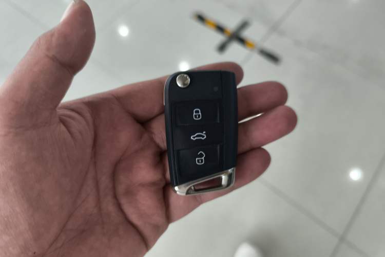 Used Volkswagen Golf 2019 200TSI DSG Comfort & Ambition Edition China VI Standard
