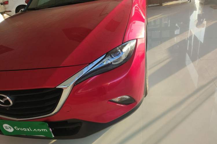 Used Mazda CX-4 2018 2.0L Automatic Two-Wheel Drive Blue Sky Dynamic Version China VI Standard
