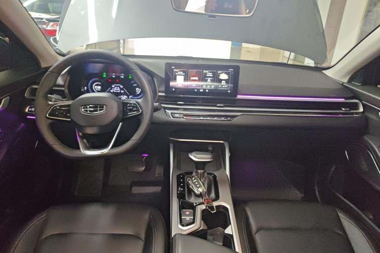 Used Geely Auto Emgrand 2022 4th Generation 1.5L CVT Luxury Model
