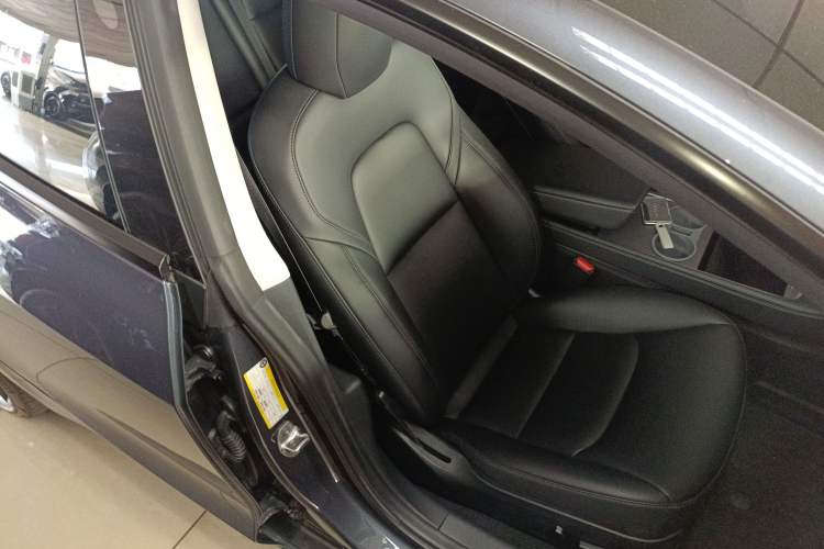 Used Tesla Model 3 2021 Revised Version II – Performance High-Performance All-Wheel-Drive Edition