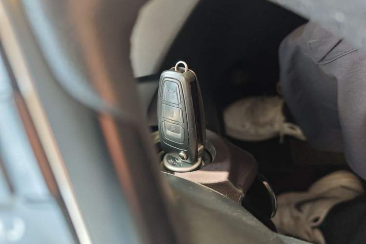 Used Ford Kuga 2019 EcoBoost 180 Two-Wheel-Drive Platinum Edition China VI Standard