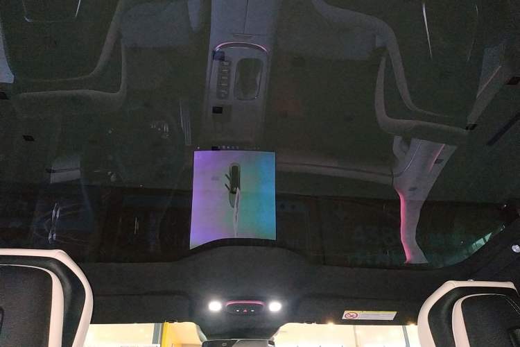 Used  SU7 2024 Four-Wheel Drive Ultra-Long Range Advanced Intelligent Driving Max Edition
