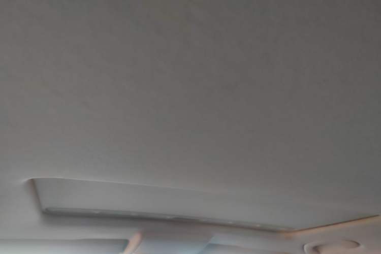 Used Volkswagen Lavida 2017 1.6L Automatic Comfort Edition
