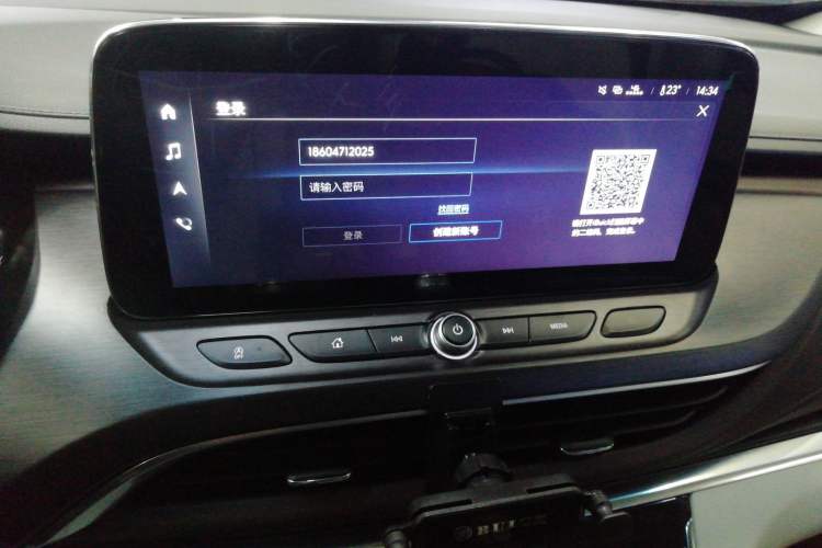 Used Buick GL8 2022 Land Business Class 652T Luxury Model
