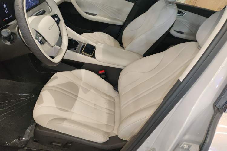 Used Roewe D7 2025 DMH 125km World Champion Excellence Edition