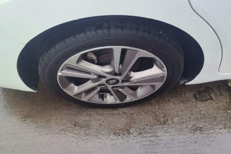 Used Hyundai Elantra 2016 1.6L Automatic ZhiXuan – Elite Version