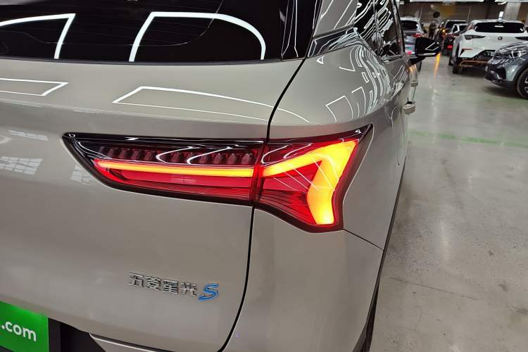 Used Wuling Xingguang S 2024 130 km Flagship Version