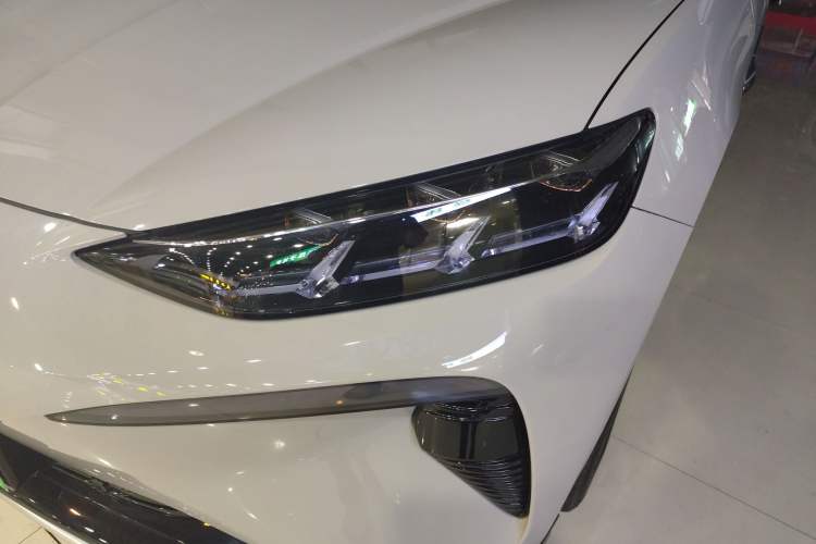 Used Denza N7 2024 702 Smart Drive Pro Edition
