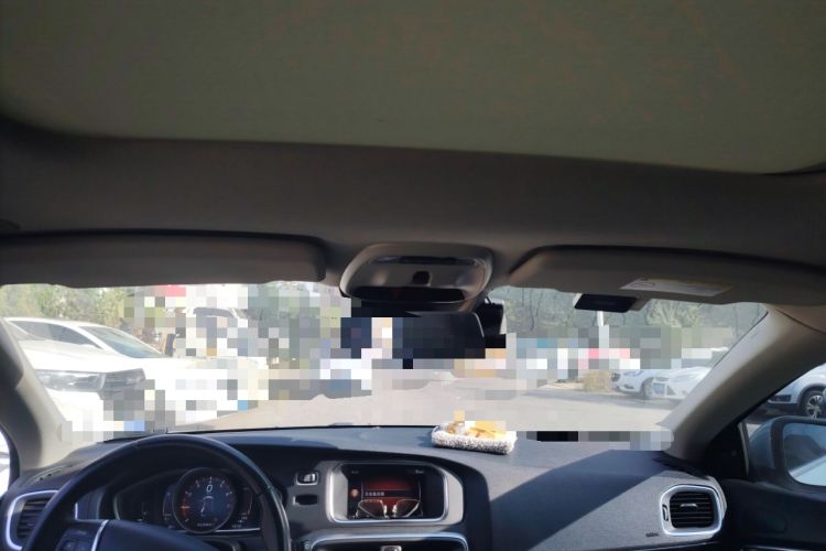 Used Volvo V40 2018 T3 Zhiya Edition