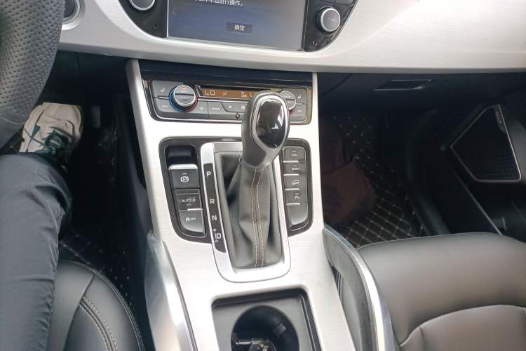 Used Geely Auto Emgrand X7 Sport 2016 1.8TD Automatic Smart Model