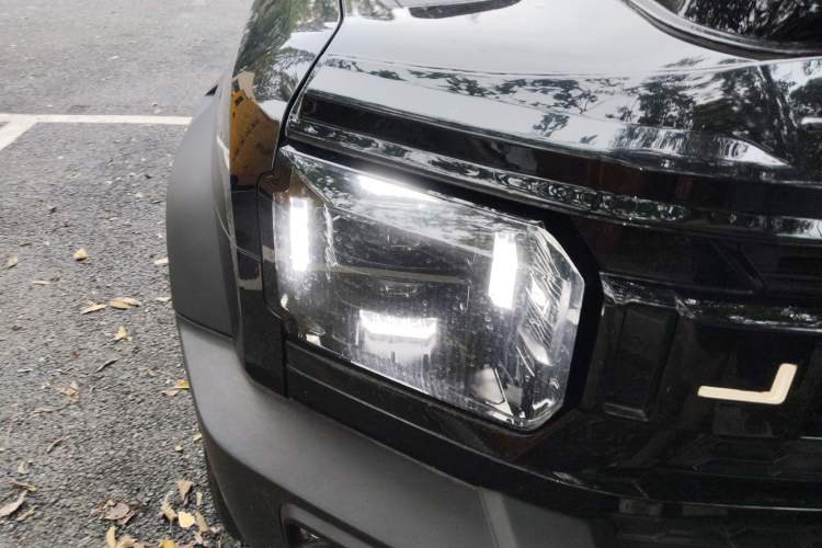 Used Jetour Traveler 2023 2.0T All-Wheel Drive Conquer PRO
