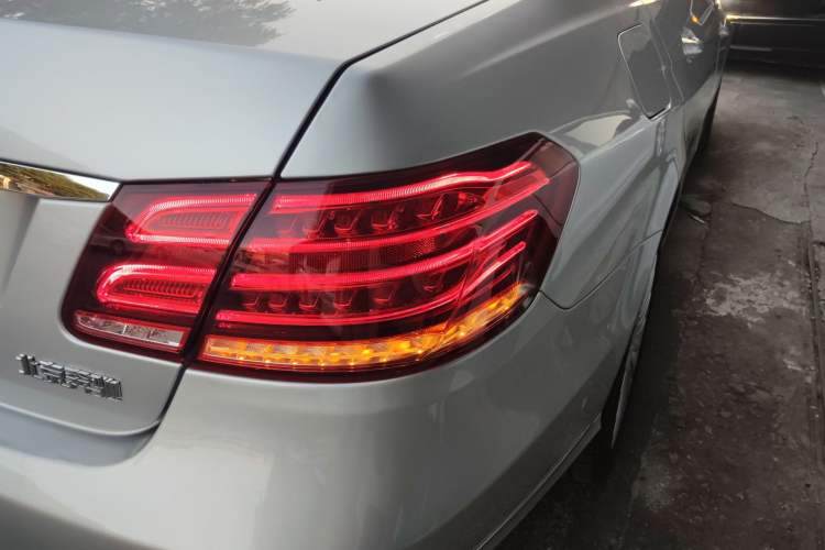 Used Mercedes-Benz E-Class 2014 E 260 L Luxury Model
