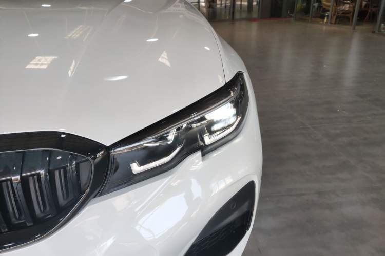 Used BMW 3 Series 2022 325i M Sport Night Edition Package
