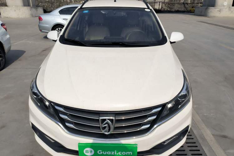 Used Baojun 310W 2017 1.5L Manual Comfort Model China V Standard