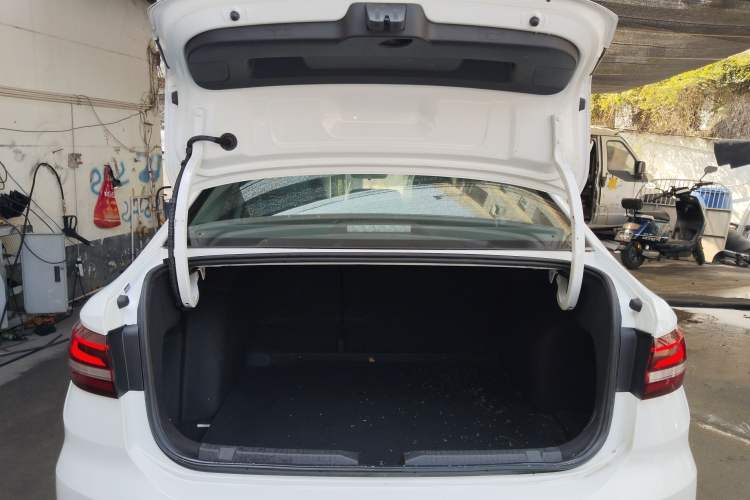 Used Volkswagen Lavida 2023 1.5L Automatic De Yi Edition
