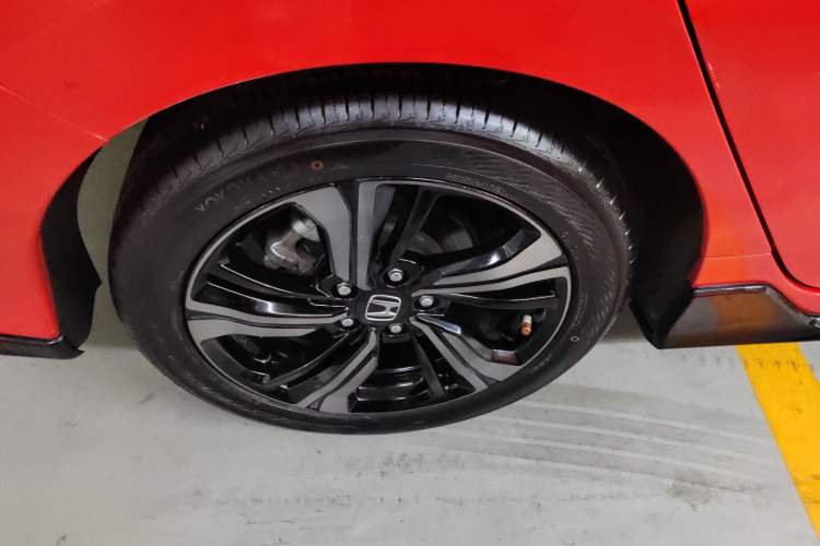 Used Honda Civic 2021 HATCHBACK 220TURBO CVT Trendy Cool Edition
