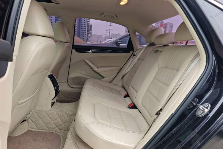 Used Volkswagen Passat 2015 1.8TSI DSG Prestige Edition