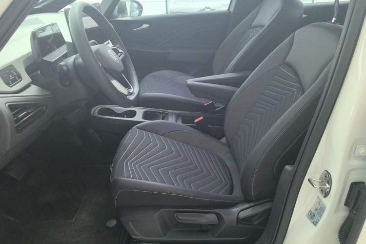 Used Volkswagen ID.3 2025 Smart Version Pure & Intelligent Enjoyment Edition