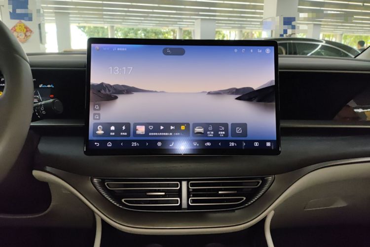 Used Denza D9 2022 DM-i 970 Four-Wheel Drive Prestige Model