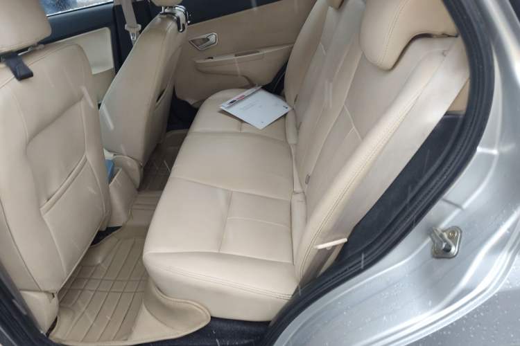 Used Chery Fengyun 2 2013 Hatchback 1.5L Manual Ruiyi Edition
