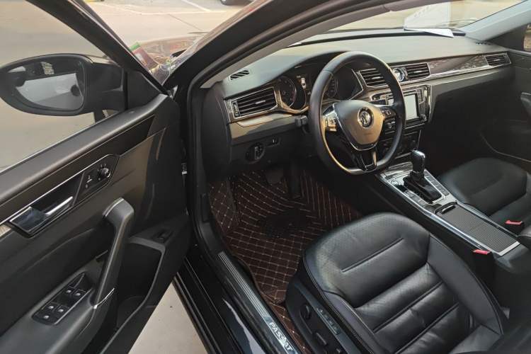 Used Volkswagen Passat 2016 330TSI DSG Prestige Edition
