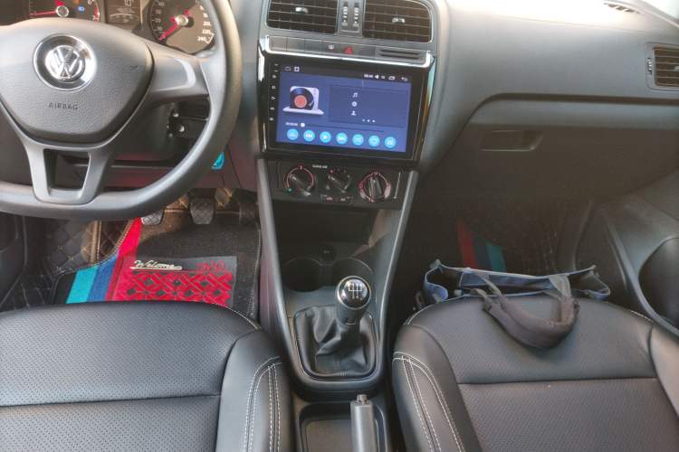 Used Volkswagen Polo 2016 1.4L Manual Fashion Model
