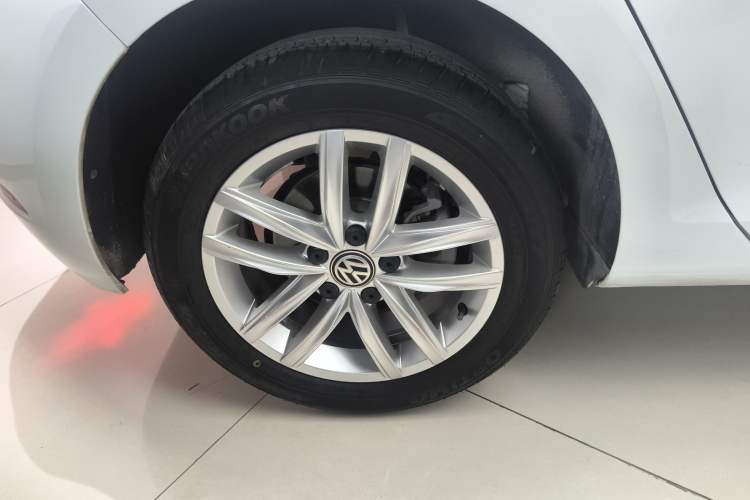 Used Volkswagen Golf 2018 230TSI Automatic Comfort Model
