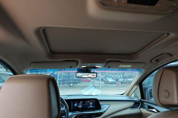 Used Buick GL8 2021 ES Land Cruiser 653T Luxury Edition