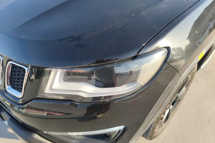 Used  Compass 2017 200T Automatic Family Edition