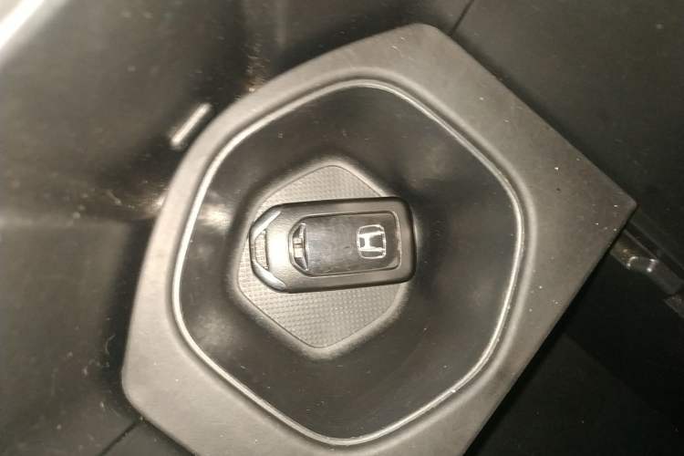 Used Honda Civic 2016 220TURBO CVT Luxury Edition
