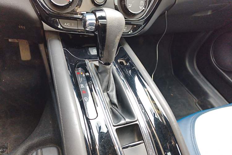 Used Honda Vezel 2020 1.5L CVT Elite Edition
