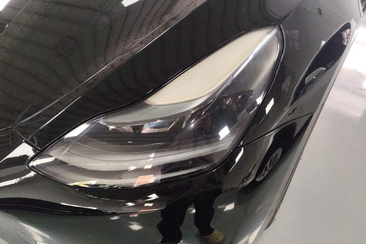 Used Tesla Model Y 2021 Standard Range Rear-Wheel Drive Version