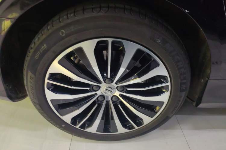 Used Volvo S90 2024 B5 Zhiyi Luxury Edition
