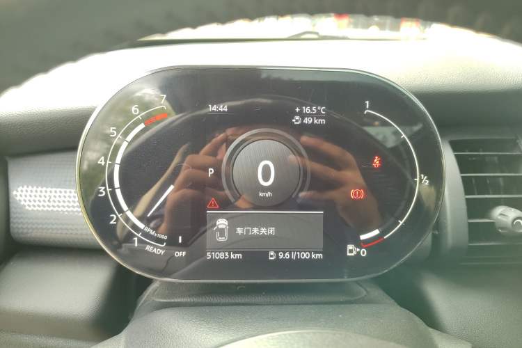 Used  MINI 2016 1.5T COOPER Five-Door Edition
